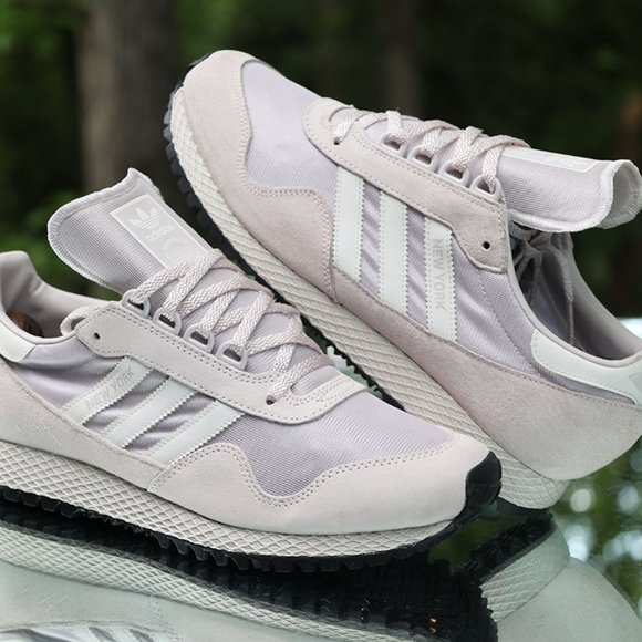 Adidas New York Men’s Size 9.5 main image 6